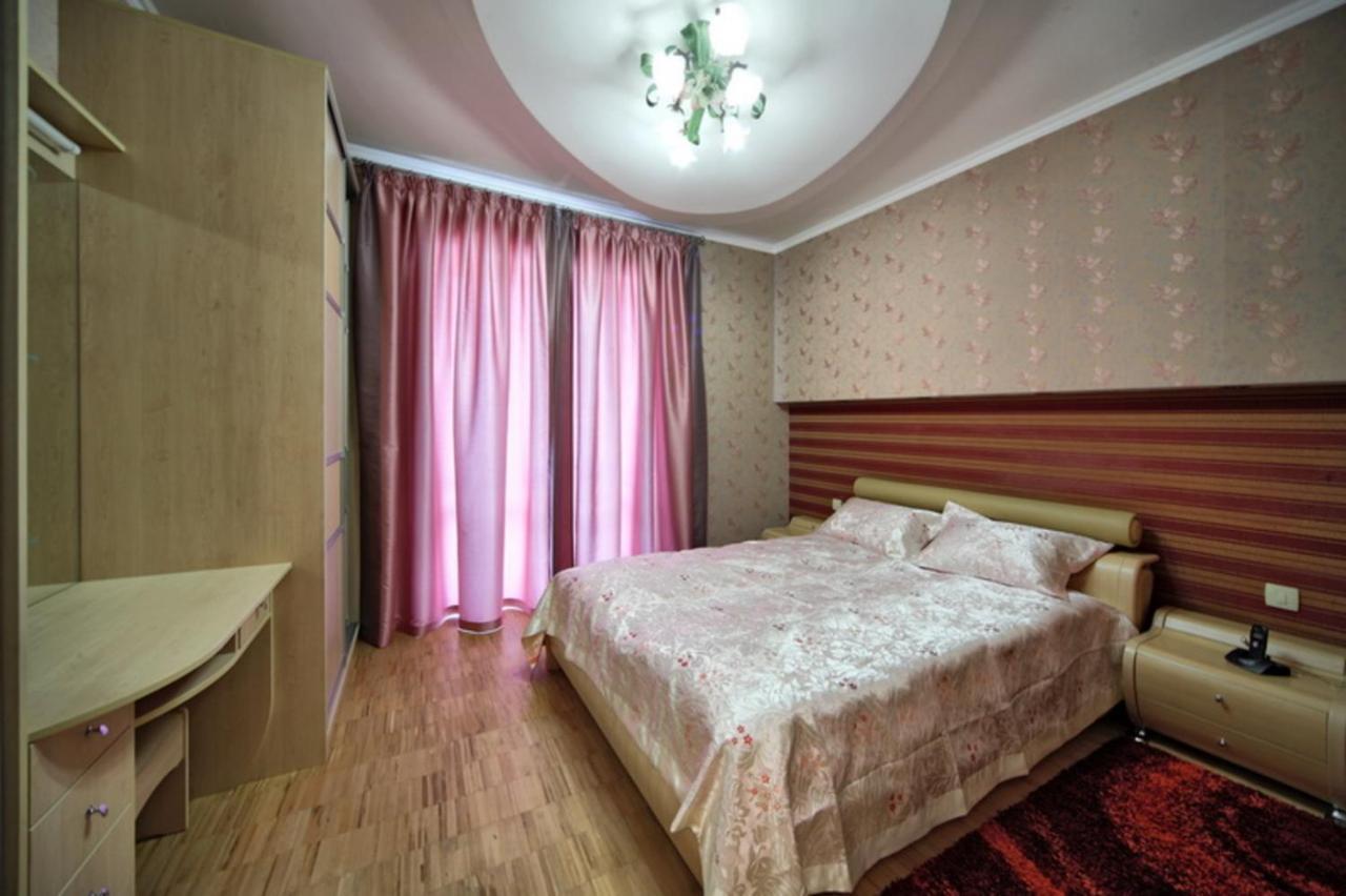 Apart-Hotel Chale Graal Truskavec Exteriér fotografie