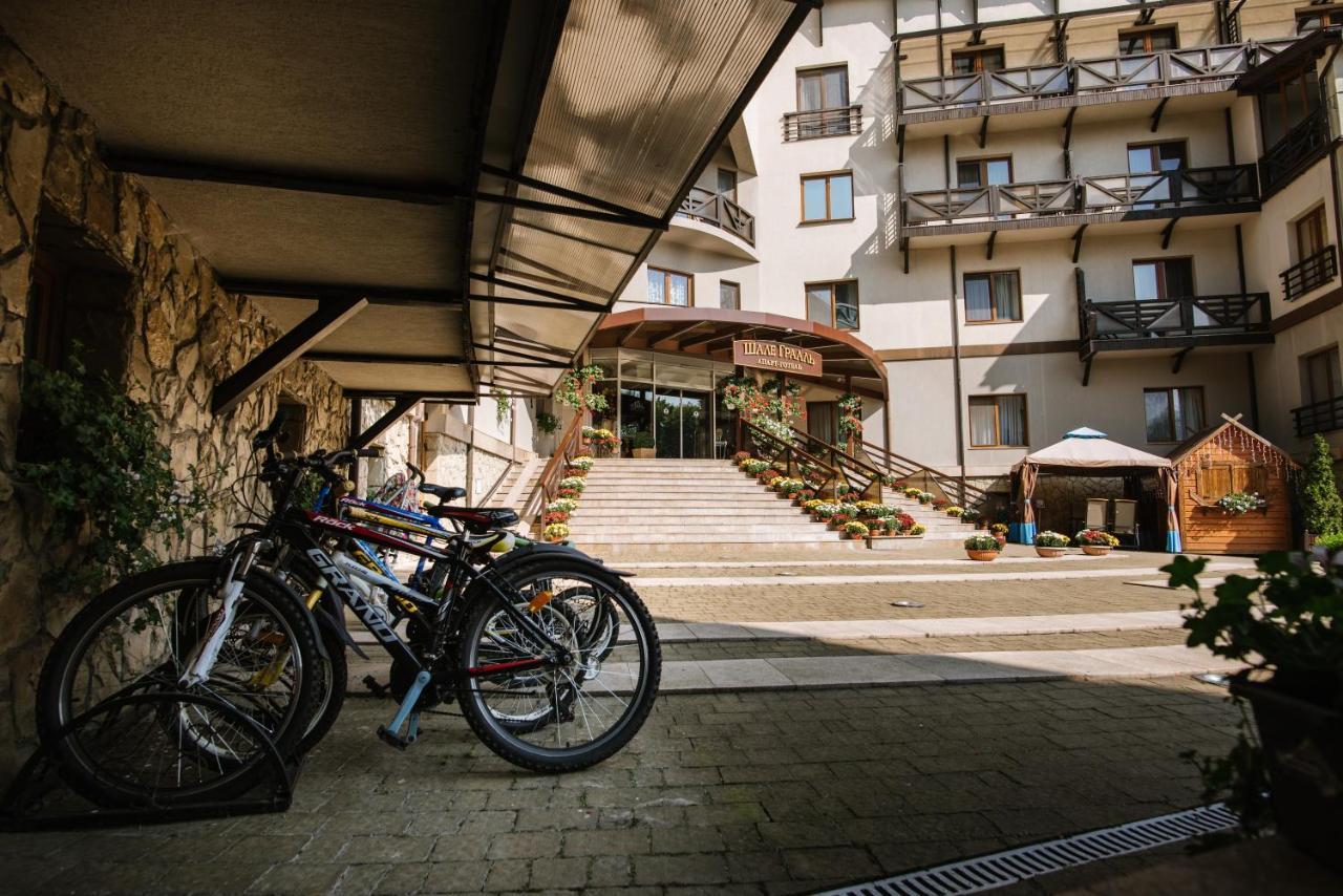 Apart-Hotel Chale Graal Truskavec Exteriér fotografie